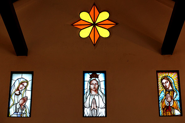 Madre de Dios Chapel Stained Glass